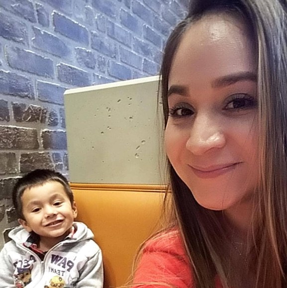 Meet your Posher, Esmeralda - Picture 1 of 1